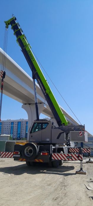 Автокран услуги Zoomlion 30т .
