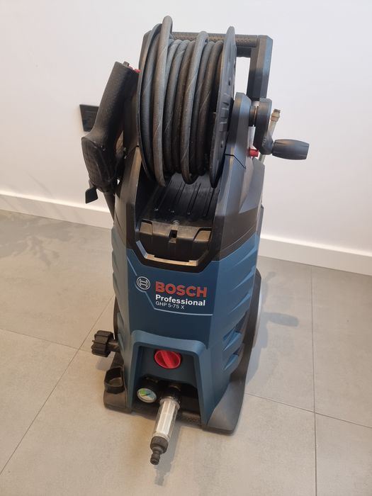 Vand aparat de spalat cu presiune Bosch professional