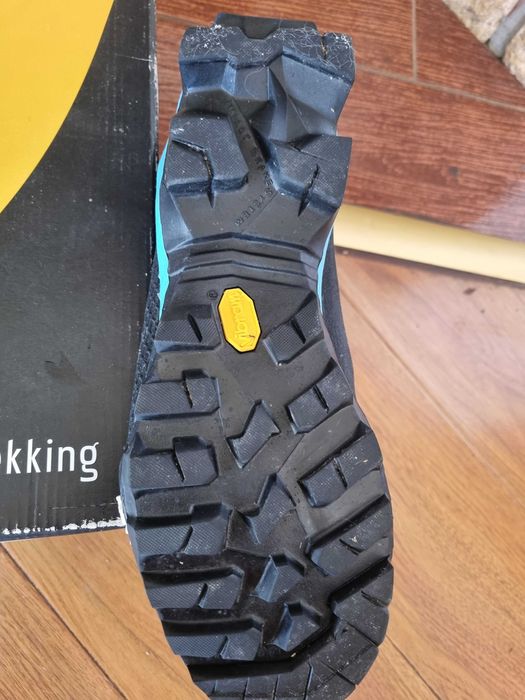 Bocanci 3 sezoane La Sportiva