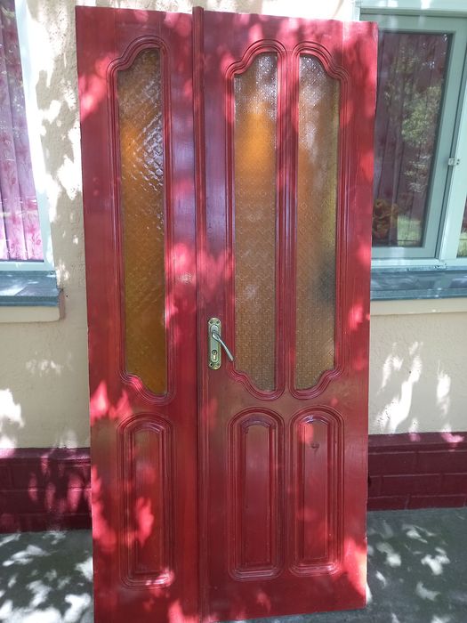 Продаются двери двойные