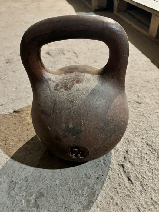 Продам советскую гирю 32кг