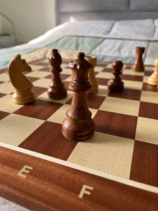 Фигури за шах Staunton - височина на царя 9.5 см