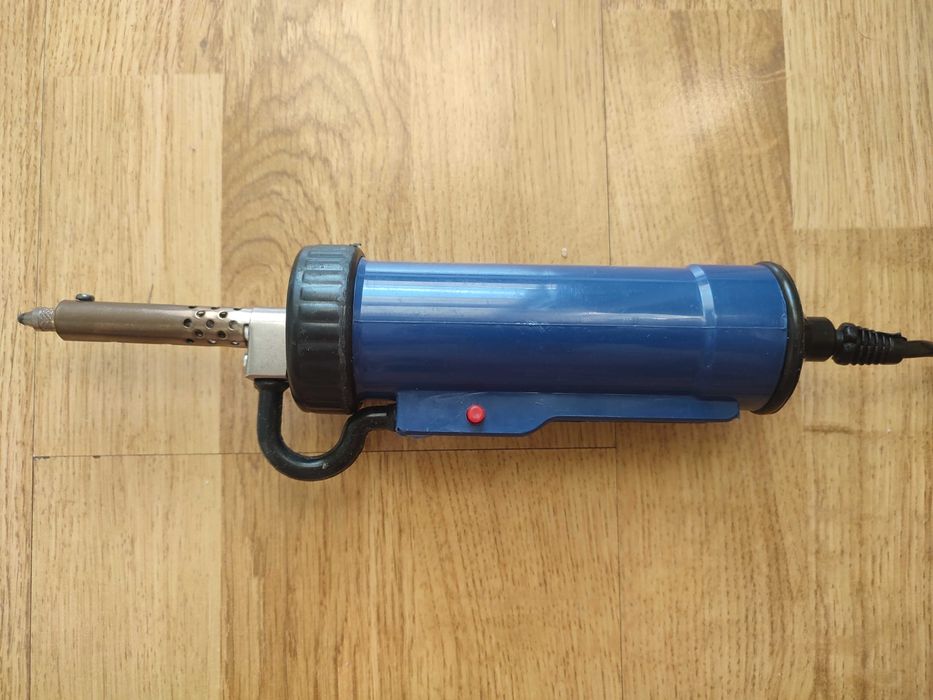 Вакуум помпа за калай