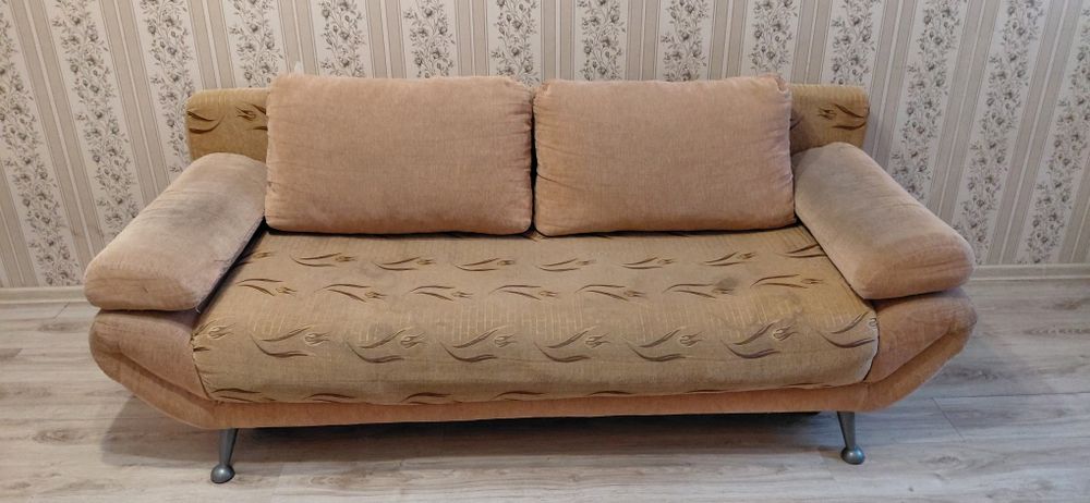 Продам диван. Самовывоз