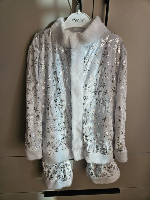 Продам новогодние костюм