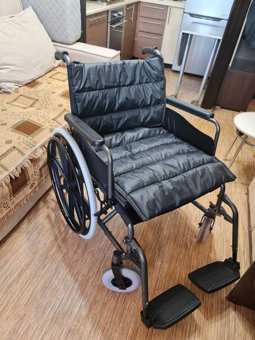 Кресло-коляска с ручным приводом