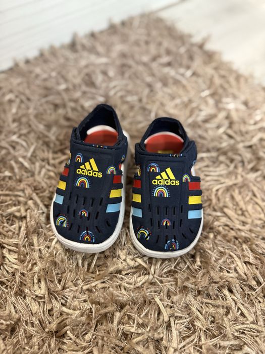 Сандали adidas и nike
