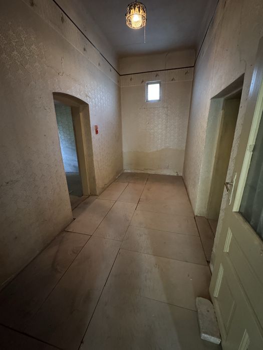 Casa de vanzare in centrul orasului pecica
