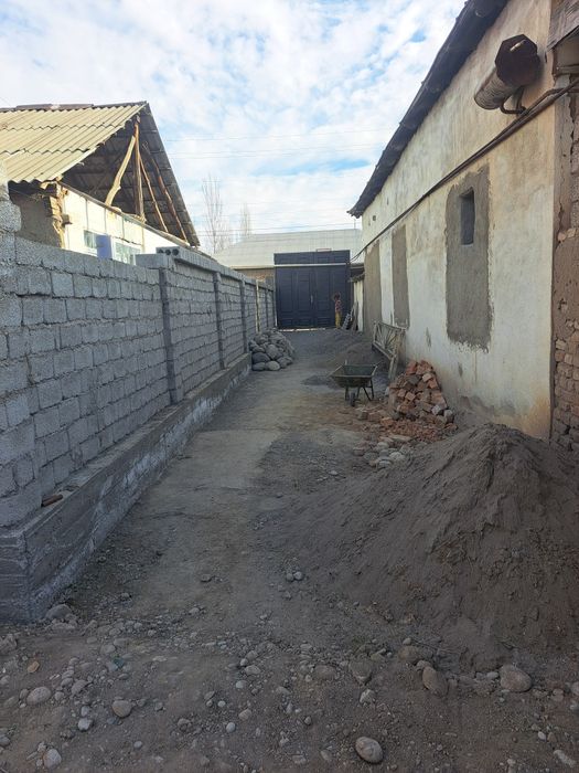 Абай 33 да янги уй сотилади СРОЧНО!!!