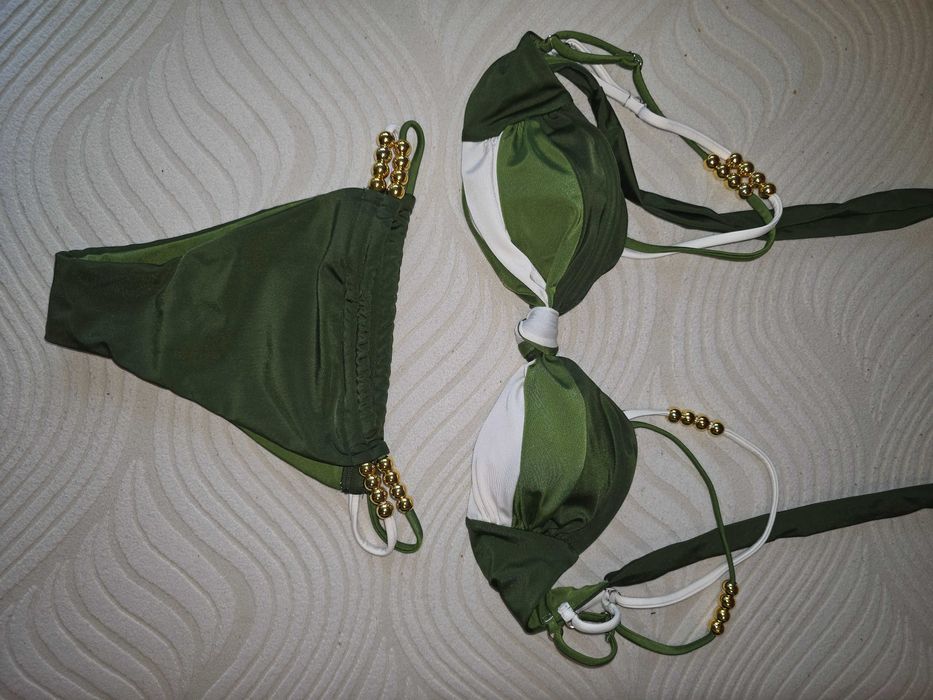 Бански нов         .