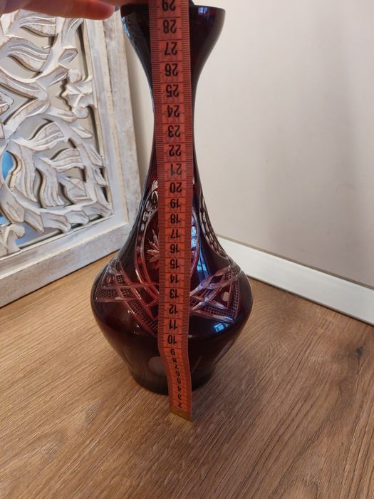 Vaza cristal rubiniu.