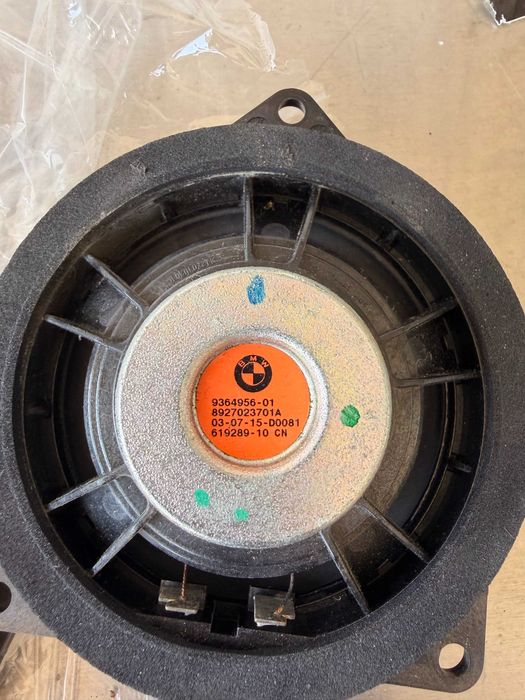 BMW F30 говорители, субуфери под седалките, underseat woofer, speakers, бас и тонколони – аудио БМВ 328i xDrive