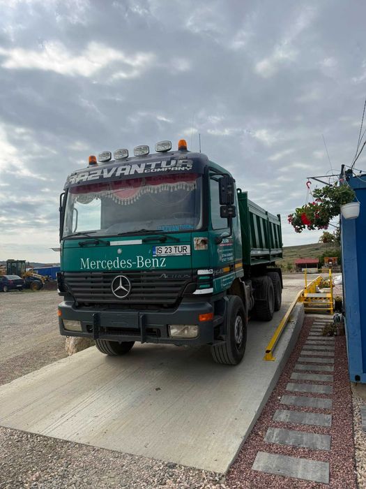 Mercedes-Benz Actros 2640 6x4 Euro 3 – Basculantă 3 părți Meiller – 12 m³ – Lamă + Sărăriță