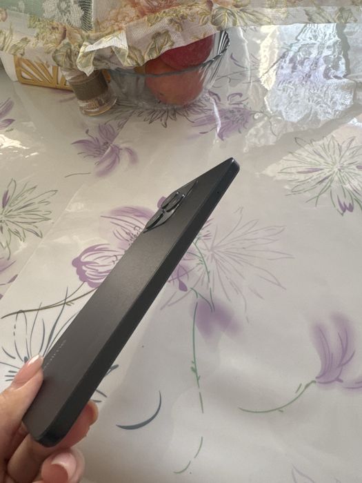 Realme в хорошом состоянии б/у.