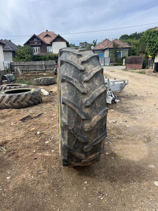 Vand cauciucuri tractor si 420 85 R 28