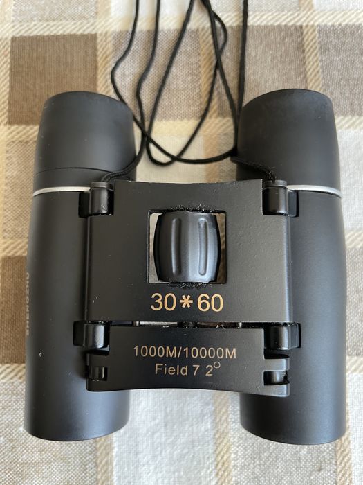 Vând binoclu Shengzhu