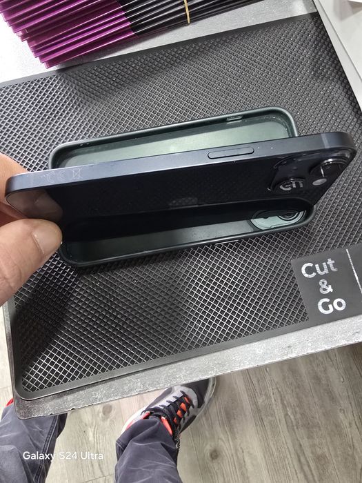 Iphone 14  в гаранция до май