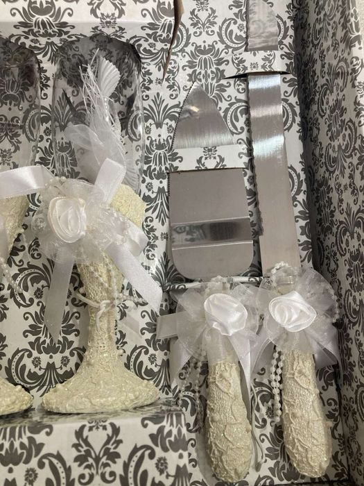 Свадбени ритуални чаши + шпатула и нож