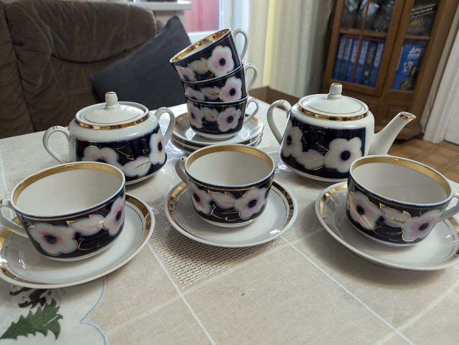 Продается сервиз