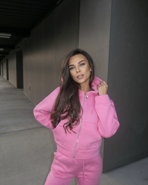 Ватиран комплект с блестящи камъни, 7 цвята