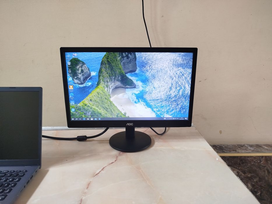 Продаются мониторы 19 дюймов в отличном состоянии LG, Samsung, AOC,