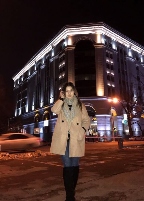 Продам пальто весеннее