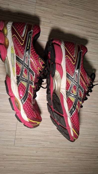 Оригинални маратонки Asics