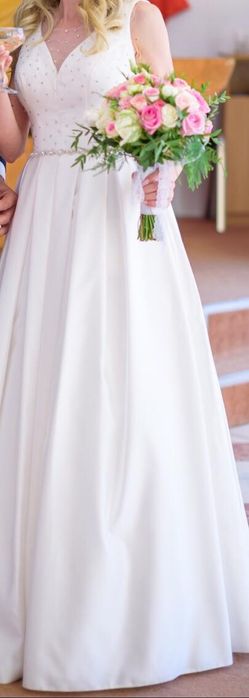 Vând Rochie de mireasă