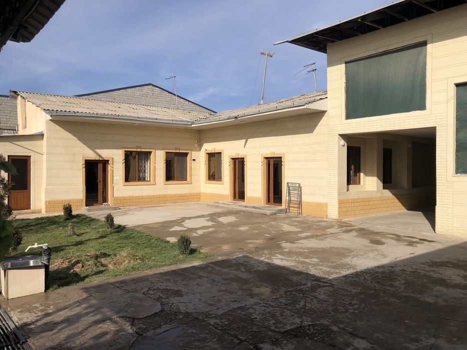 Продажа дома. 11 комнат. 16 соток. Кибрай. Оби Хайот