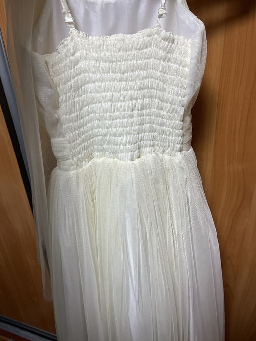 Платье праздничное