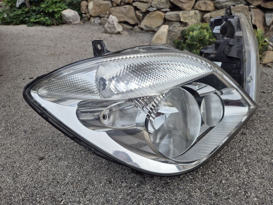 Ляв десен фар Мерцедес Спринтер фарове Mercedes Sprinter