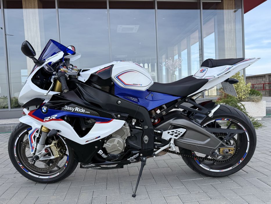 BMW S1000RR 200к.с AKRAPOVIC / R&G / 39000km