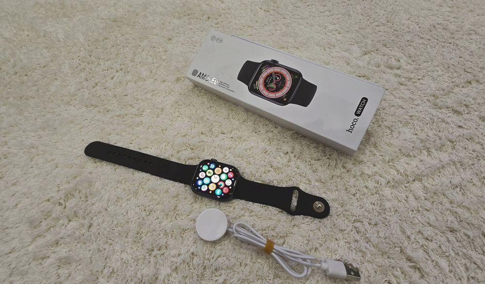 Smart часы с внутренним мобильным интерфейсом