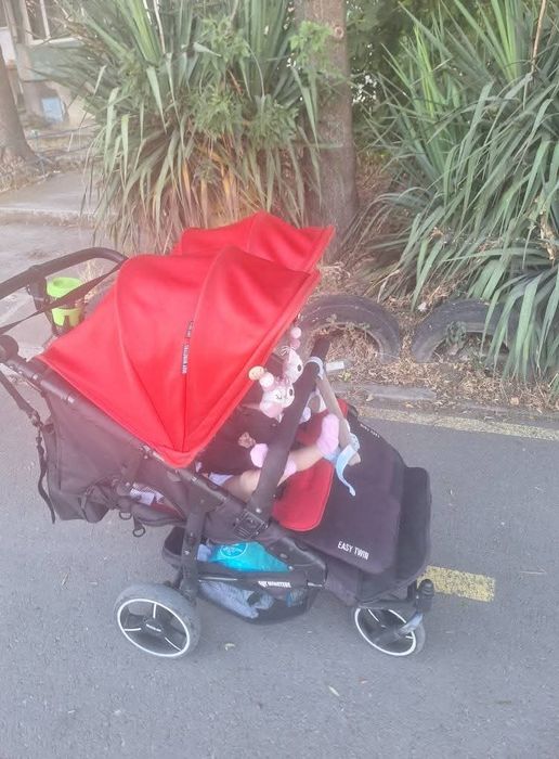 Количка за близнаци Baby monsters Easy twin