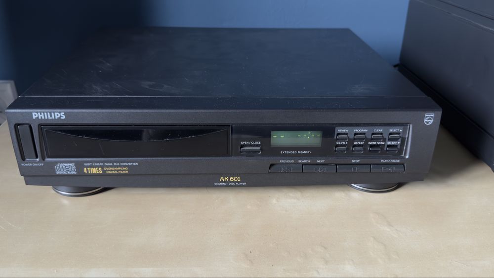 Sistem Hi-Fi cu Pick-Up Philips