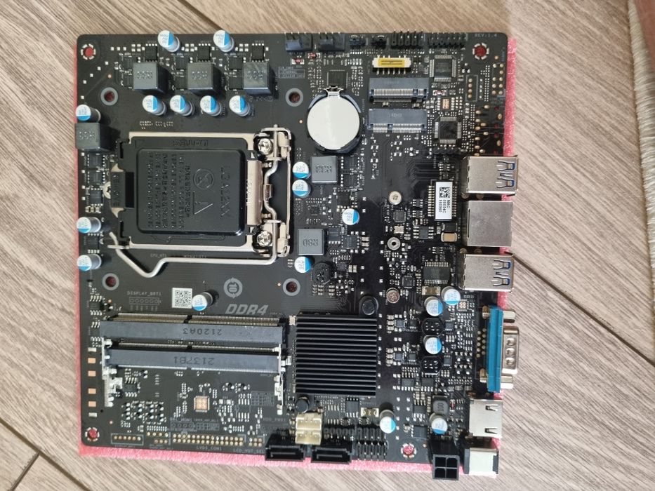 Материнская плата lga 1200