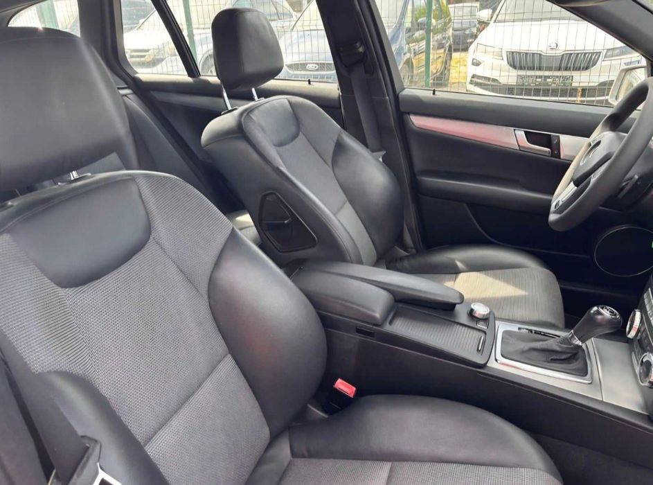 Mercedes-Benz C 220CDI Avantgarde 7G-Tronic Facelift-163hp-Clima-Navi-2012г-TOP-EVRO5!