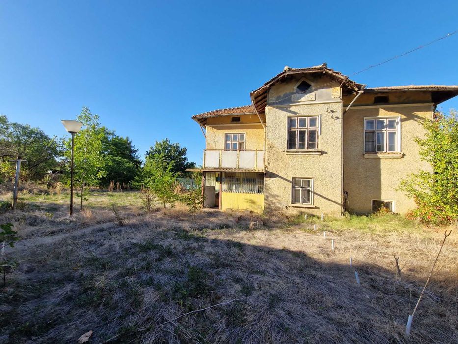 Продава се Къща в с. Обнова, Област Плевен - 130 кв.м за 71 €/кв.м - Снимка #2