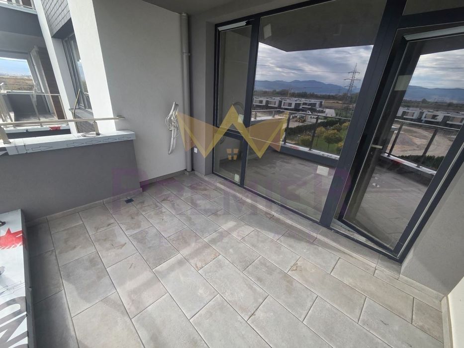 Продава се Тристаен апартамент в Пловдив, Тракия - 116 кв.м за 1440 €/кв.м - Снимка #8
