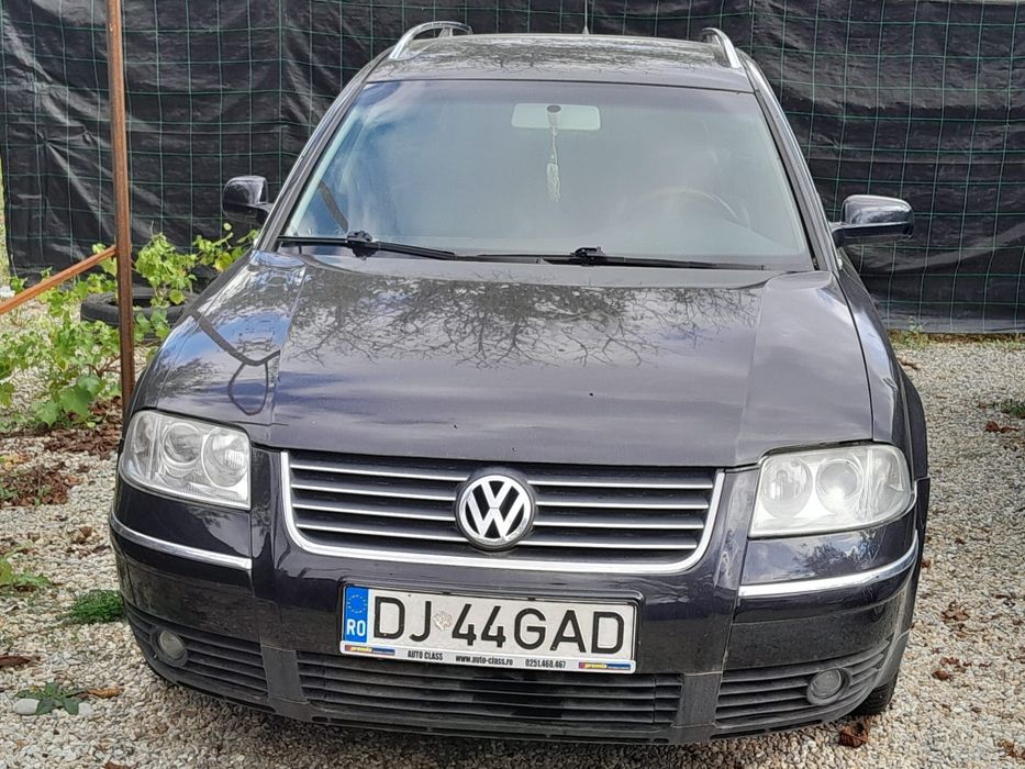 Vând Volkswagen Passat b5.5