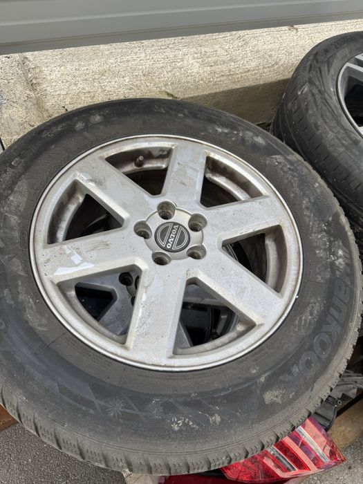 Vand cauciuri+jante 17 volvo