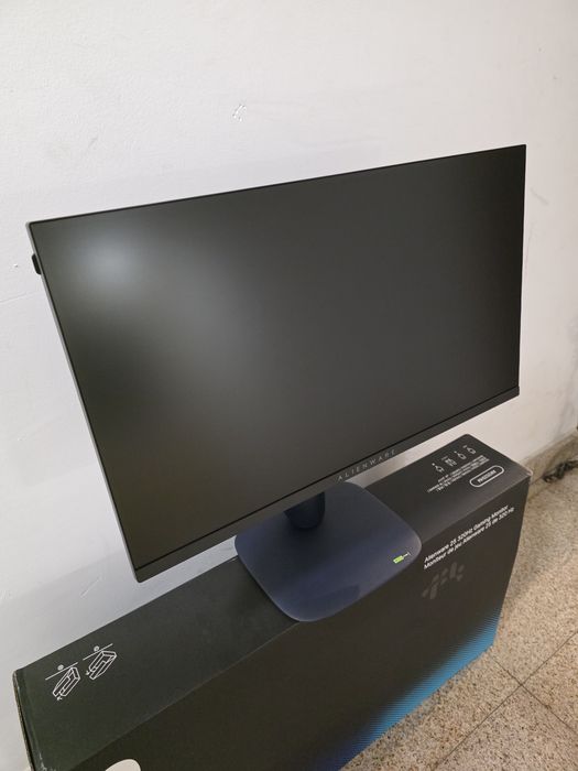 Гейминг монитор Alienware AW2525HM