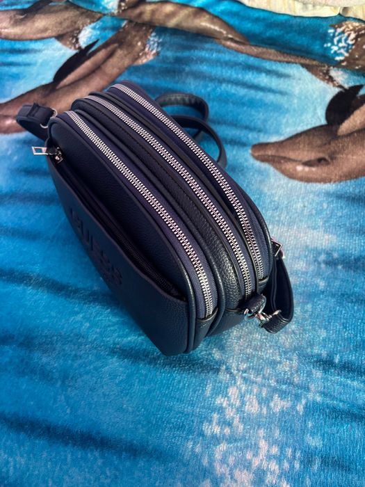 Vând genți quess originale