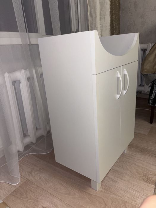 Продам шкафчик в ванную комнату