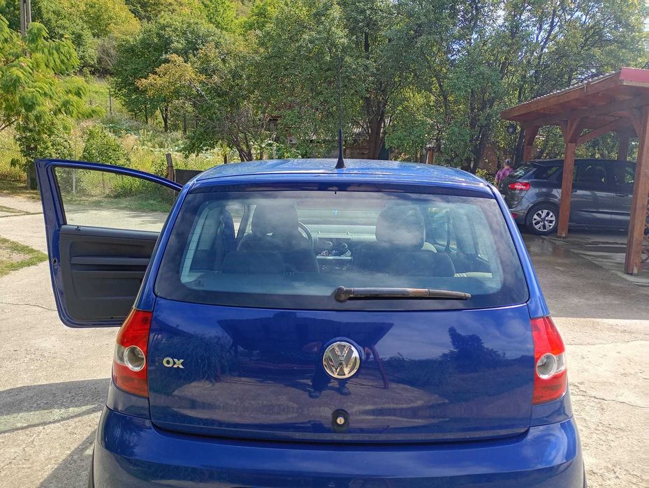 Vând VW Fox,motor 1,2 benzina an fabricație 2007 stare foarte bună, întreținut, preț 1400 euro