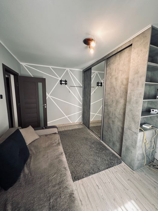 Închiriez apartament 2 camere 57 mp, etaj 4 cu lift