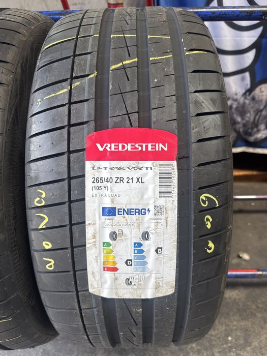 265/40/21 Vredestein 105Y