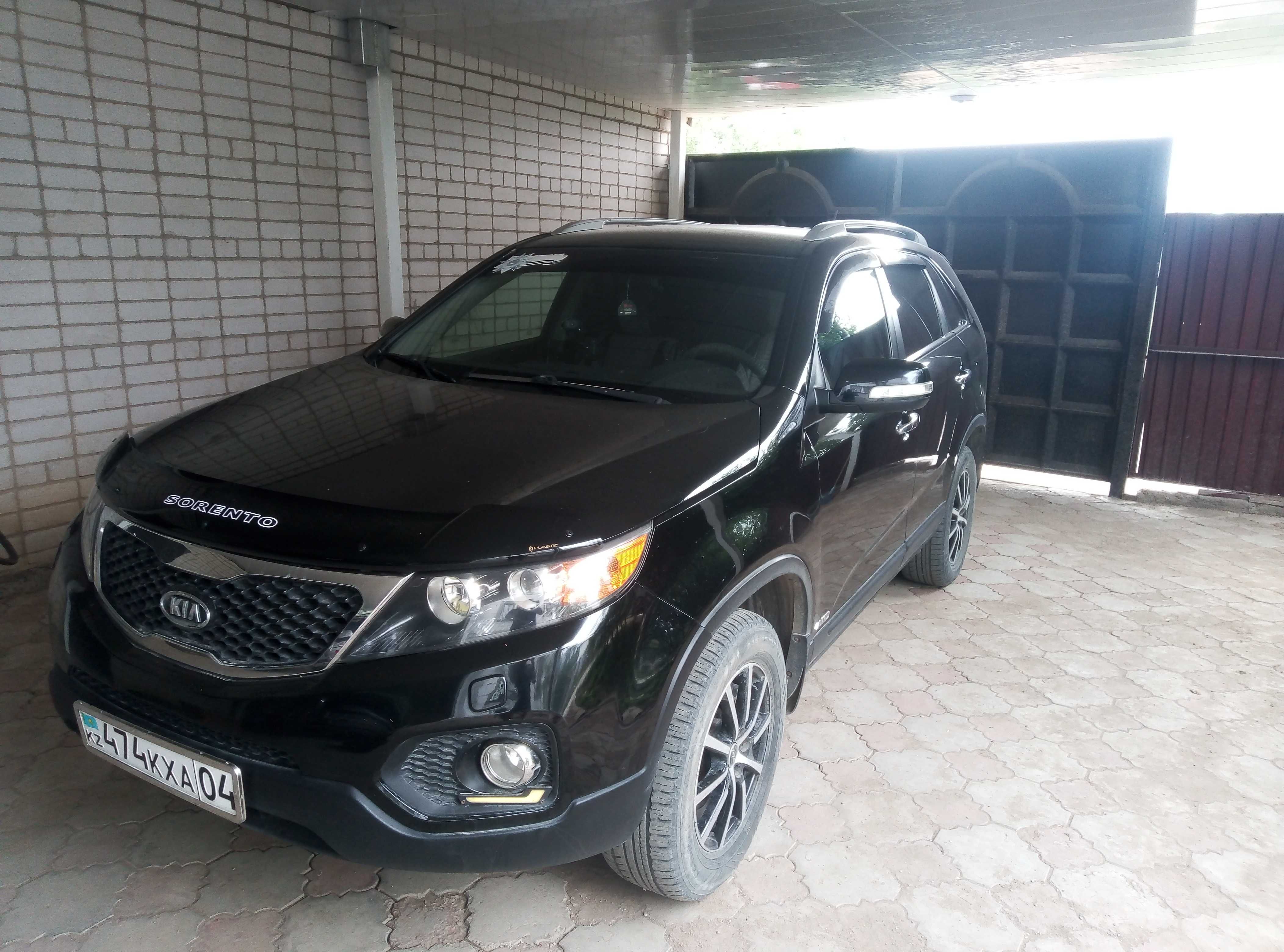 kia sorento 2010 - Легковые автомобили в Актюбинская область - OLX.kz