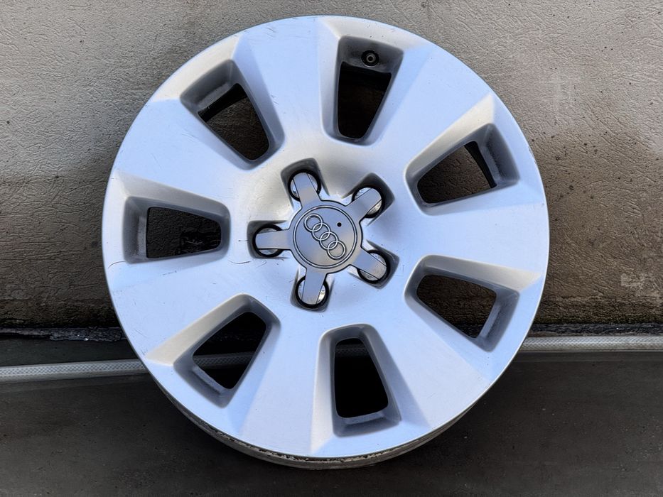 4бр ал Audi A4/A6/ 16цола оригинални