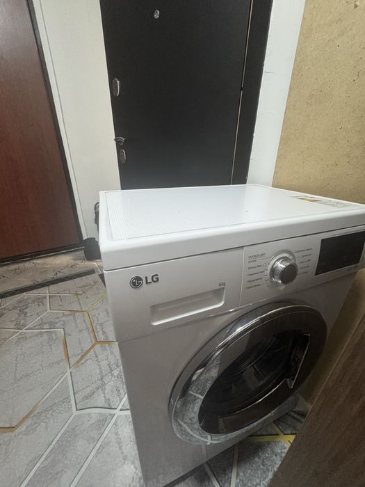 Продам стиральную машинку
